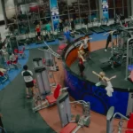 Фитнес-клуб - World Gym